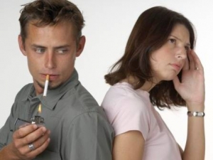 Fumaça passiva de cigarro pode provocar perda auditiva em adolescentes