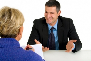 A lógica por trás de 19 perguntas comuns em entrevistas de emprego
