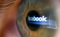 Infância online: pais temem que filhos fiquem viciados em Facebook